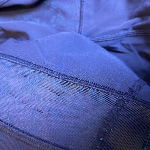 Lululemon Meant To Move 7/8 Tight (25") Black Cherry / Flocked Floral 8 - Picture 11 of 14